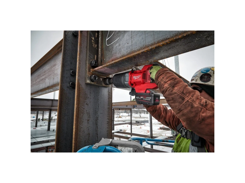 M18 ONEFHIWF1DS-121C