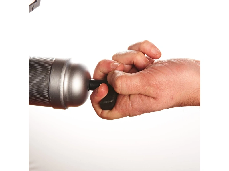 აკ. საპოხი შპრიცი M18 (Li-Ion2ამპ)